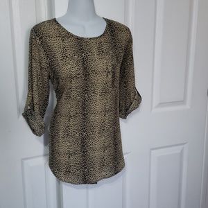 Lily white leopard animal print women's top Medium